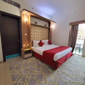 Naif فندق دبي